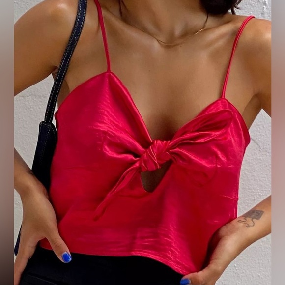 NWT ❤️ Motel Roce Tie-Front Cami - Size Small - Picture 1 of 6